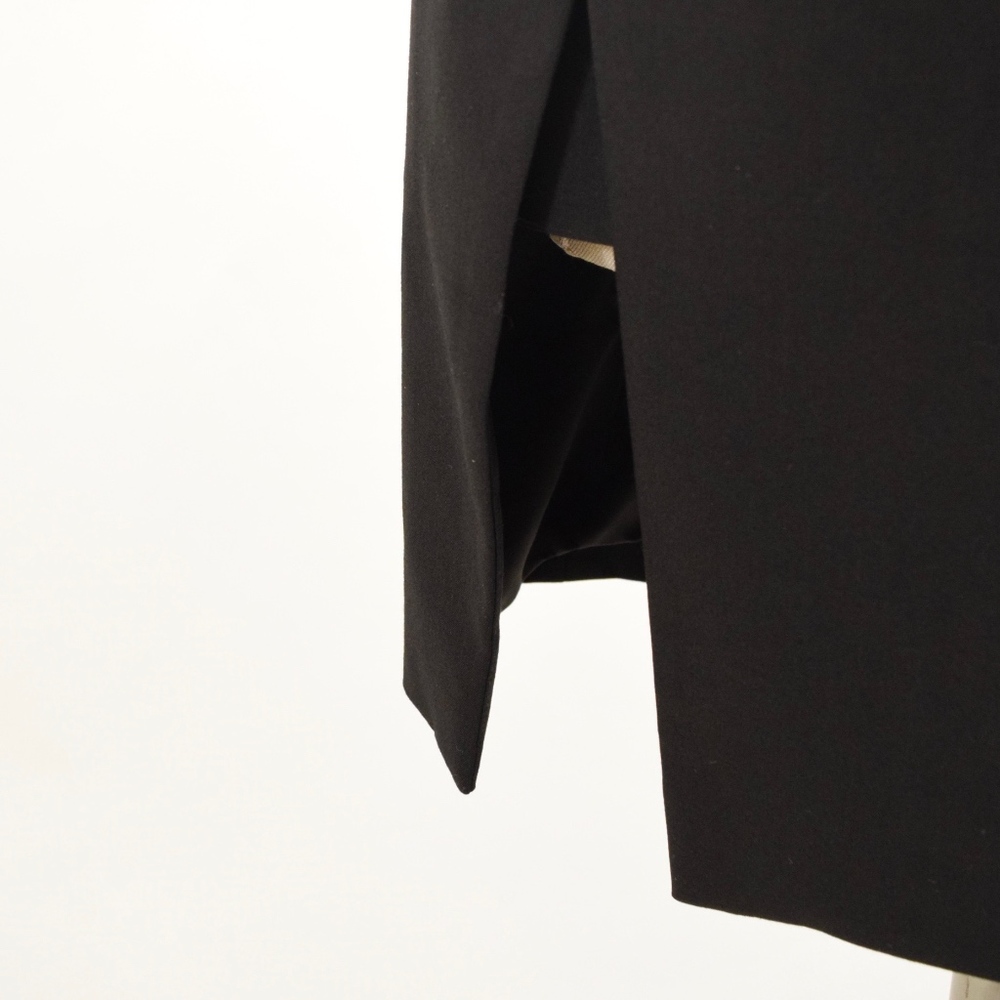 ❌SOLD❌Mason High-Leg Slit Origami Pencil Skirt - Picture 3 of 6